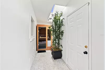 4322 N River View Avenue, Tampa, FL 33607 - Photo 16