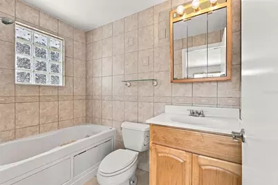 373 Foxcroft Drive E, Palm Harbor, FL 34683 - Photo 32