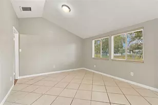 373 Foxcroft Dr E, Palm Harbor, FL 34683 - Photo 22