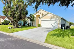 207 Langham Dr, Davenport, FL 33897 - Photo 4