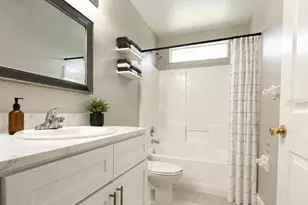 207 Langham Dr, Davenport, FL 33897 - Photo 24
