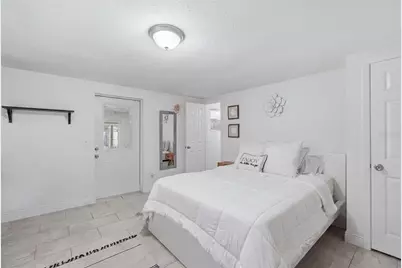 1909 W Hanna Avenue, Tampa, FL 33604 - Photo 14