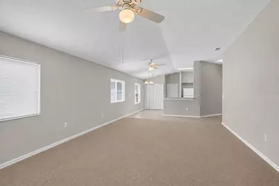 535 Scarlet Maple Court, Plant City, FL 33563 - Photo 14