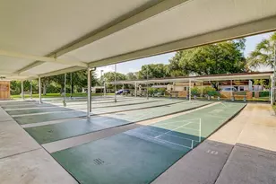 1428 Arrowhead Cir W, Clearwater, FL 33759 - Photo 14