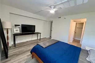 201 W Laurel St, Tampa, FL 33602 - Photo 12