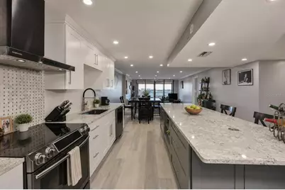 7037 Sunset Drive S #606, South Pasadena, FL 33707 - Photo 2