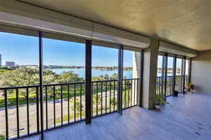 7037 Sunset Dr S, South Pasadena, FL 33707 - Photo 8