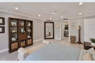 7037 Sunset Drive S #606, South Pasadena, FL 33707 - Photo 10