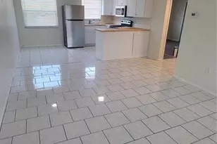 308 Avanda Ct, Clearwater, FL 33756 - Photo 2