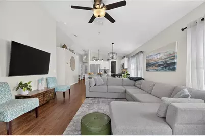 7629 Devonbridge Garden Way, Apollo Beach, FL 33572 - Photo 2