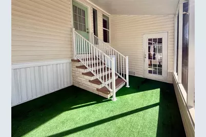 115 E Saint Annes Circle, Apollo Beach, FL 33572 - Photo 20