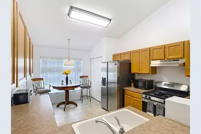 24443 Summer Wind Ct, Lutz, FL 33559 - Photo 10