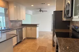 12055 4th St E, Treasure Island, FL 33706 - Photo 10