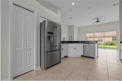 11611 Jordans Landing Court, Riverview, FL 33569 - Photo 4