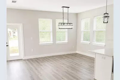 2045 27th Avenue N, Saint Petersburg, FL 33713 - Photo 4