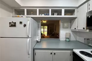 304 46th Ave Terrace W, Bradenton, FL 34207 - Photo 8