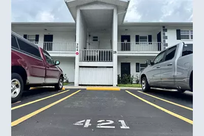 304 46th Avenue Terrace W #421, Bradenton, FL 34207 - Photo 2