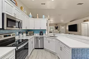 8426 SE 156th St, Summerfield, FL 34491 - Photo 10