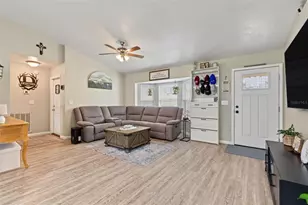 8426 SE 156th St, Summerfield, FL 34491 - Photo 4