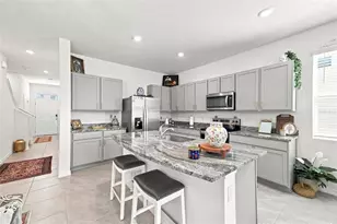 32898 Pez Landing Ln, Wesley Chapel, FL 33543 - Photo 14
