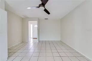 2419 Timbercrest Cir W, Clearwater, FL 33763 - Photo 22