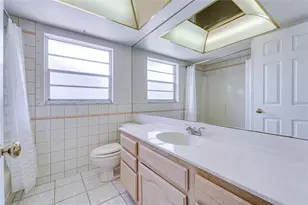 2419 Timbercrest Cir W, Clearwater, FL 33763 - Photo 34