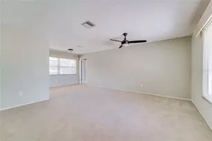 2419 Timbercrest Cir W, Clearwater, FL 33763 - Photo 14