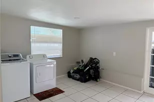 8209 Vassar Cir, Tampa, FL 33634 - Photo 14