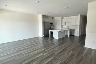 10777 Ironwood Tree Wy, San Antonio, FL 33576 - Photo 4