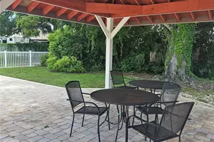 802 Brandywine Dr, Largo, FL 33771 - Photo 24