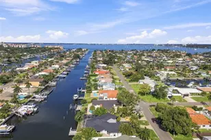 3830 46th Ave S, Saint Petersburg, FL 33711 - Photo 8