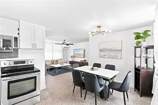 13313 2nd St E, Madeira Beach, FL 33708 - Photo 14