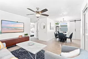 13313 2nd St E, Madeira Beach, FL 33708 - Photo 10