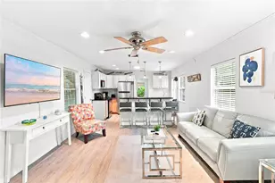 13123 4th St E, Madeira Beach, FL 33708 - Photo 10