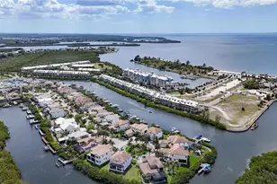 1071 Seagrape Dr, Ruskin, FL 33570 - Photo 46