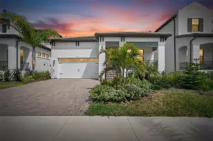 1071 Seagrape Dr, Ruskin, FL 33570 - Photo 2