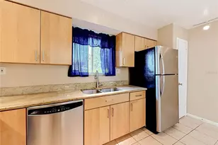 4375 Shadow Crest Pl, Orlando, FL 32811 - Photo 12