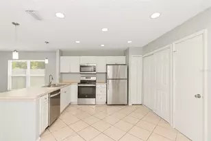 1215 39th St W, Bradenton, FL 34205 - Photo 4