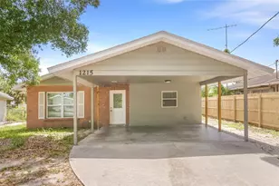 1215 39th St W, Bradenton, FL 34205 - Photo 1