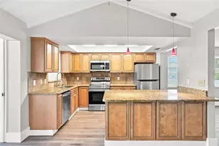 13691 Serena Dr, Largo, FL 33774 - Photo 12
