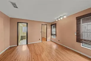 21502 Northwood Dr, Lutz, FL 33549 - Photo 14