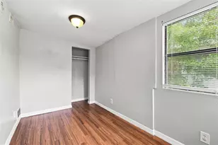1521 12th St S, Saint Petersburg, FL 33705 - Photo 18