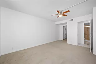 1847 Shore Dr S, Saint Petersburg, FL 33707 - Photo 24