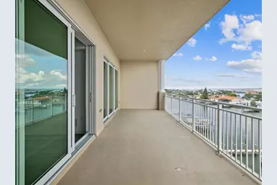 125 Island Way #305, Clearwater, FL 33767 - Photo 4