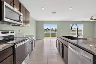 2818 Gumbo Limbo Dr, Wimauma, FL 33598 - Photo 8