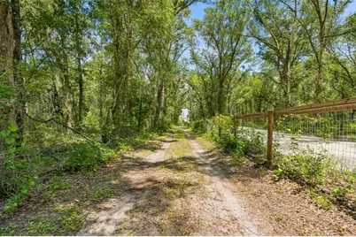21835 Valhalla Way, Dade City, FL 33523 - Photo 16