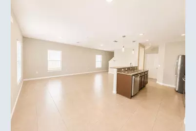 7422 Evening Primrose Court, Tampa, FL 33619 - Photo 4