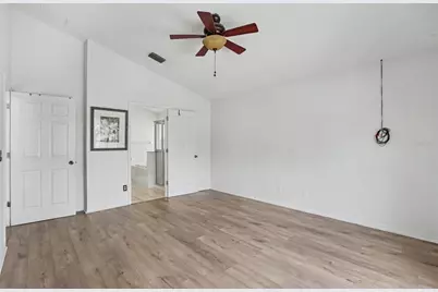 1102 Vinetree Drive, Brandon, FL 33510 - Photo 14