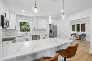 10791 Temple Terrace, Seminole, FL 33772 - Photo 10