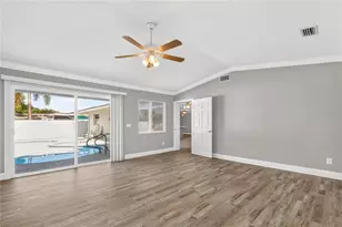 13900 89th Ave, Seminole, FL 33776 - Photo 20